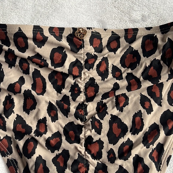 Animal Print Bikini Set - Picture 7 of 7